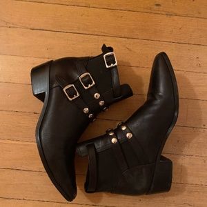 Emma Hyacinth Ankle Boots